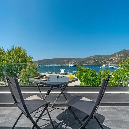 La Perla * Agioi Apostoloi (Evia)