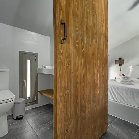 La Perla Aparthotel